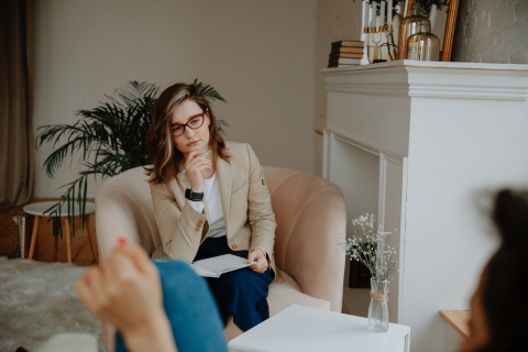 Woman speaking to a life coaching client